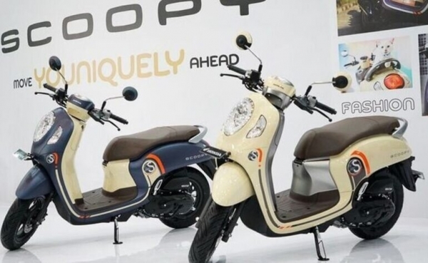 Honda ra mắt xe tay ga Scoopy 2015